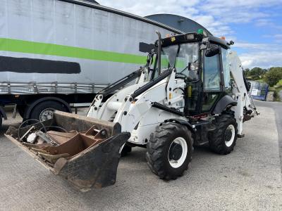 JCB 2CX STREETMASTER