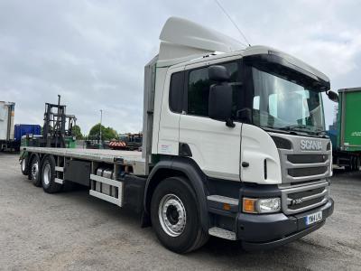 SCANIA P320 6X2 FLATBED MOFFETT LORRY