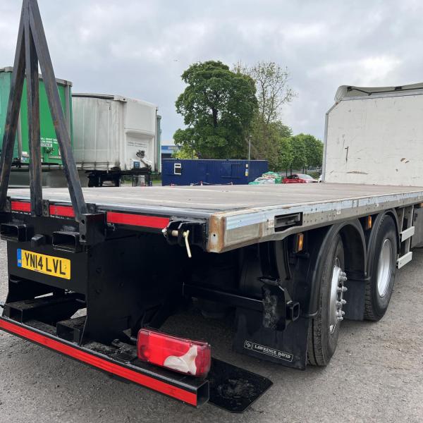 SCANIA P320 6X2 FLATBED MOFFETT LORRY