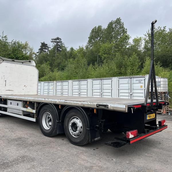 SCANIA P320 6X2 FLATBED MOFFETT LORRY