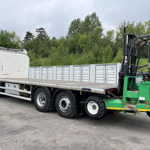 SCANIA P320 6X2 FLATBED MOFFETT LORRY